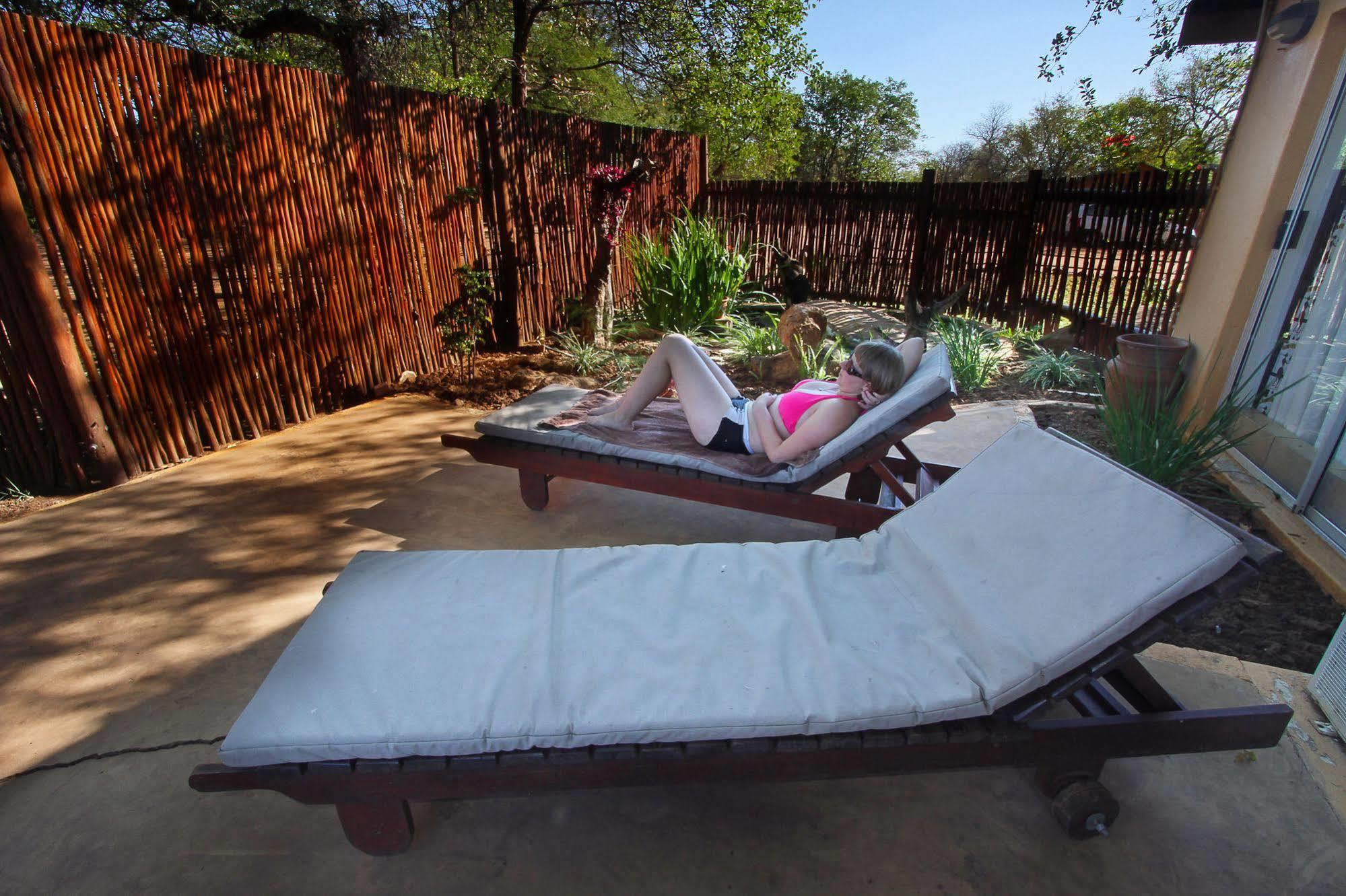 Normann Safari Bush Lodge Палаборва Екстериор снимка